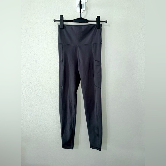 American Eagle Outfitters Pants - AMERICAN‎ EAGLE Everyday Leggings XS